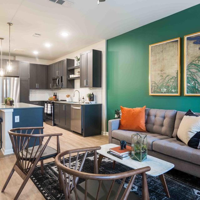 Live 8 West - Spacious living area 